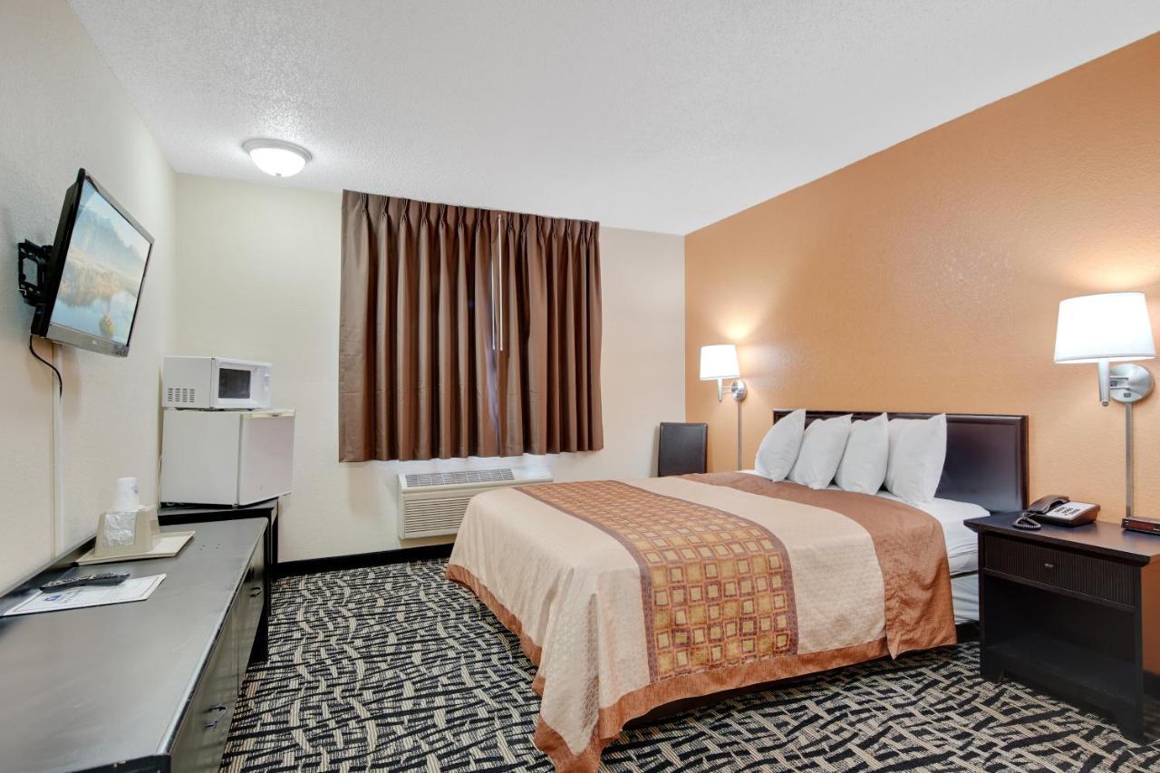 Americas Quality Inn & Suites - Finlayson Exterior foto